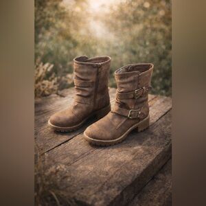 Global Win Brown Combat Boots